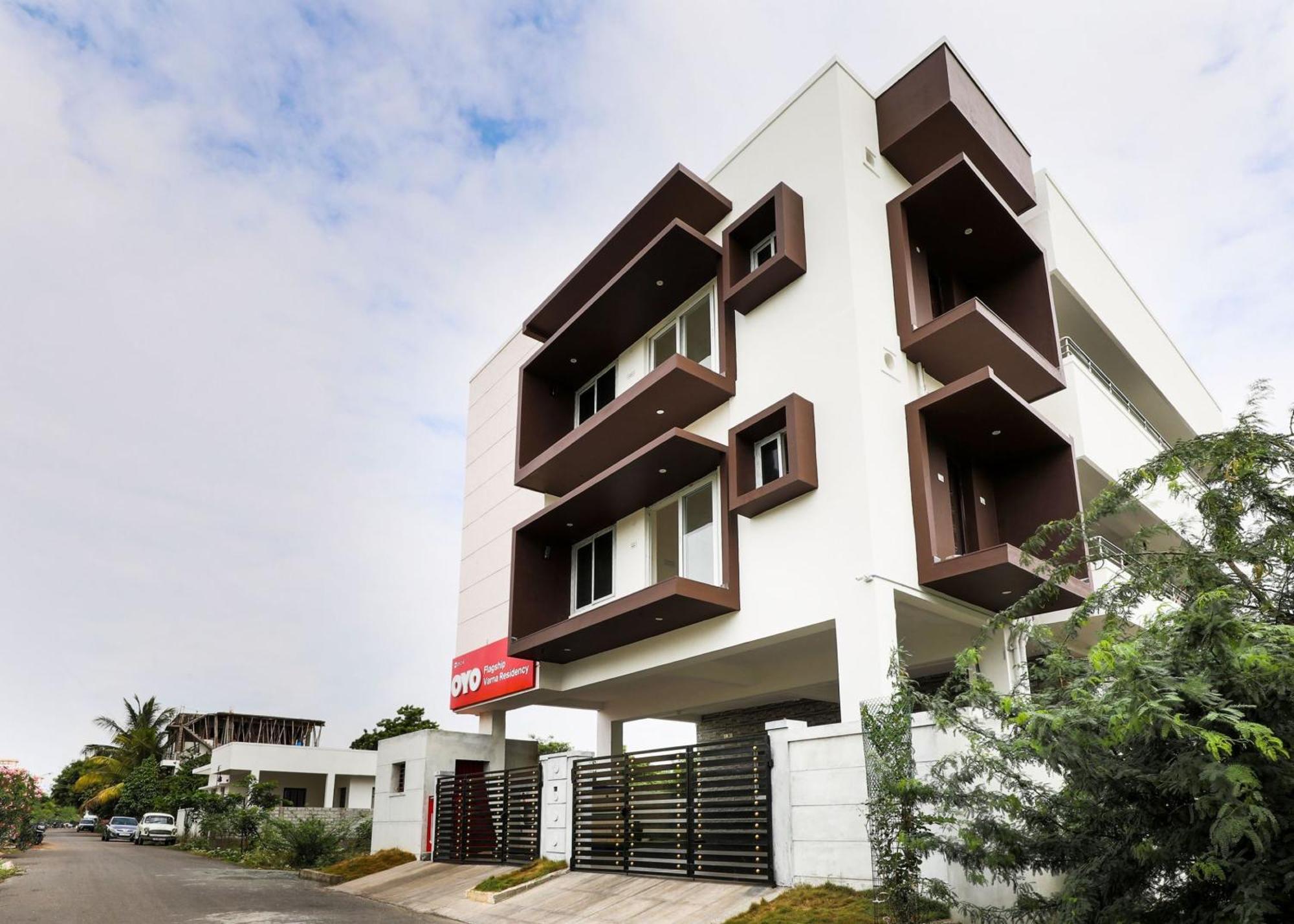 Hotel O Black Pearl Residency Pilamedu Exterior photo
